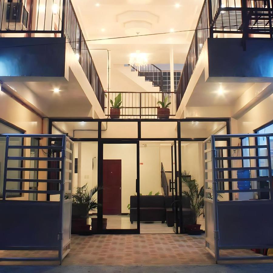 Luna Oslob Travellers Inn Dış mekan fotoğraf