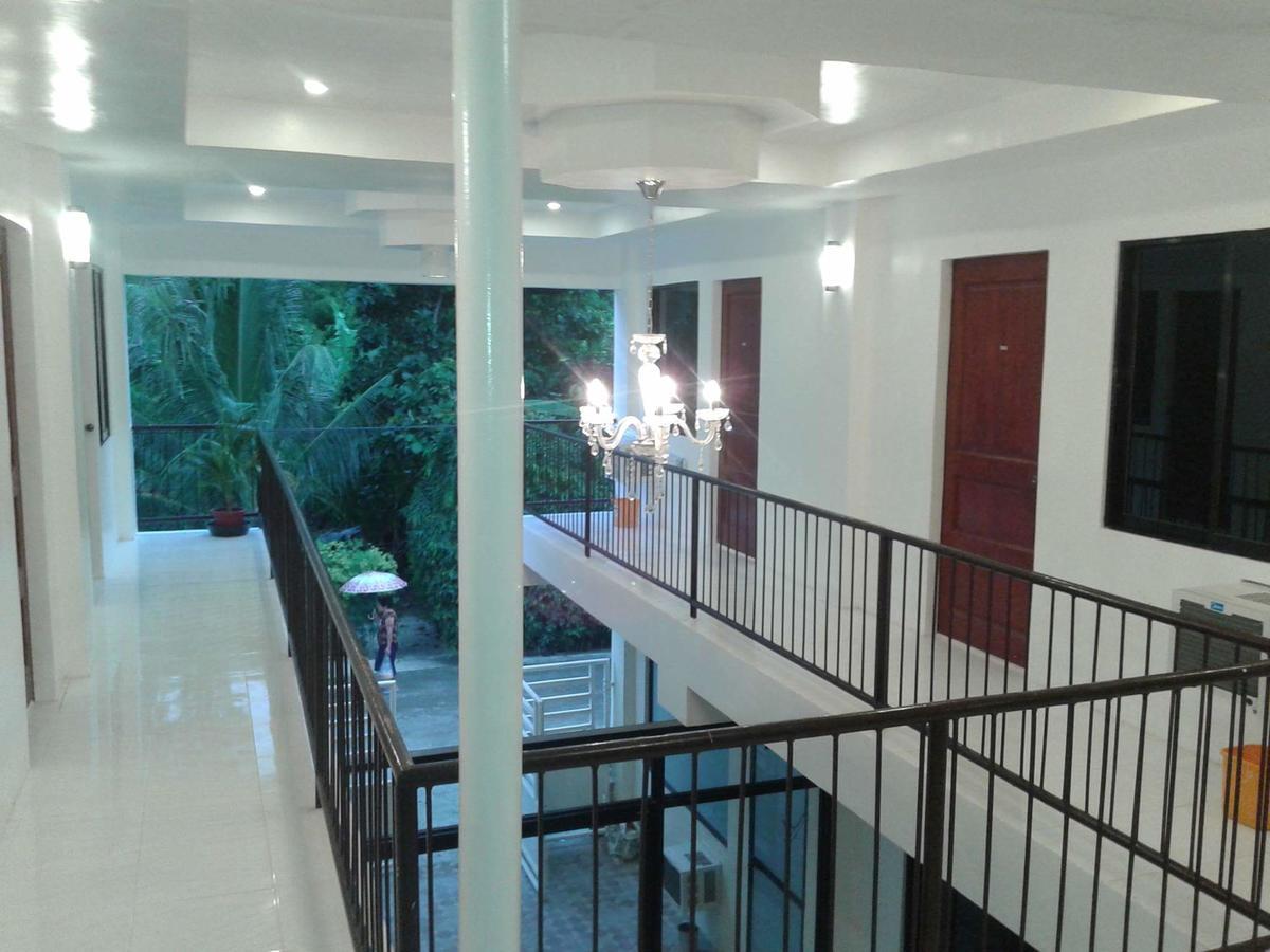 Luna Oslob Travellers Inn Dış mekan fotoğraf